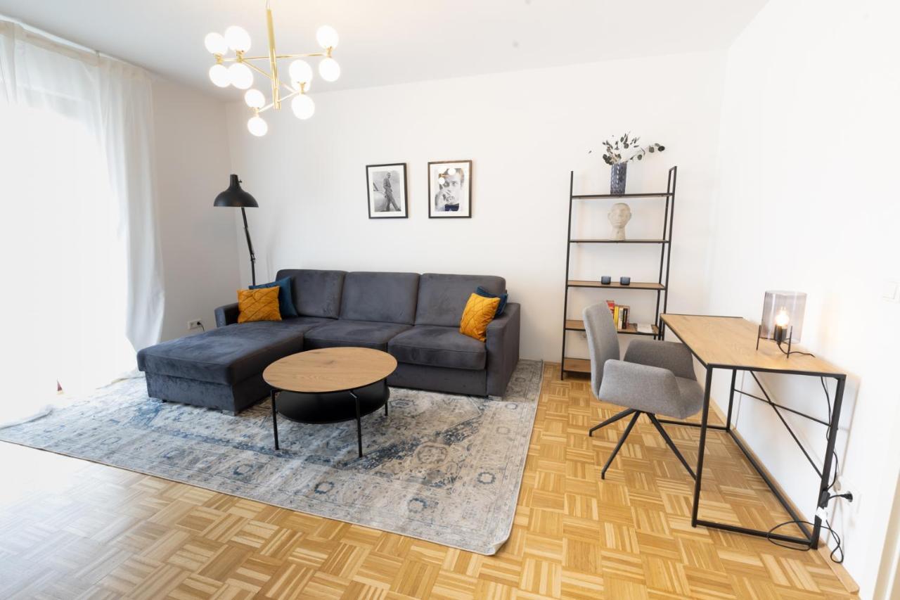 Rhein-Lahn Living - Modernes Design - Balkon Mit Aussicht - Zentrale Lage Nahe Rhein Und Martinsburg Apartment Lahnstein Bagian luar foto